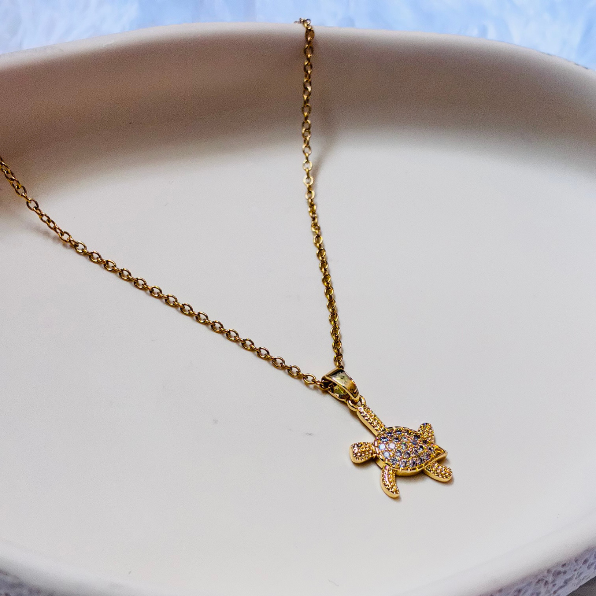 RSN15 Anti Tarnish Turtle Pendant Necklace - Image 1